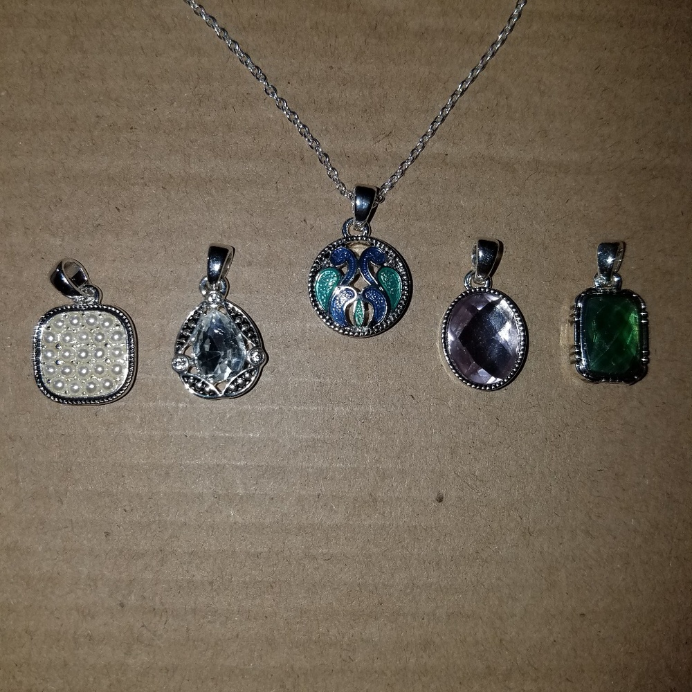 Silver-Tone Interchangeable Pendant Necklace Set - image 5